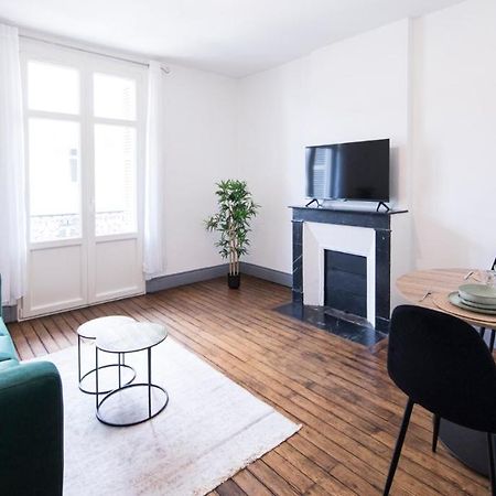 Appartement Avec Balcon A 250 M De La Gare, Hyper Centre Тур Екстериор снимка