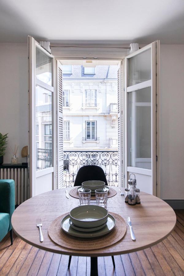 Appartement Avec Balcon A 250 M De La Gare, Hyper Centre Тур Екстериор снимка