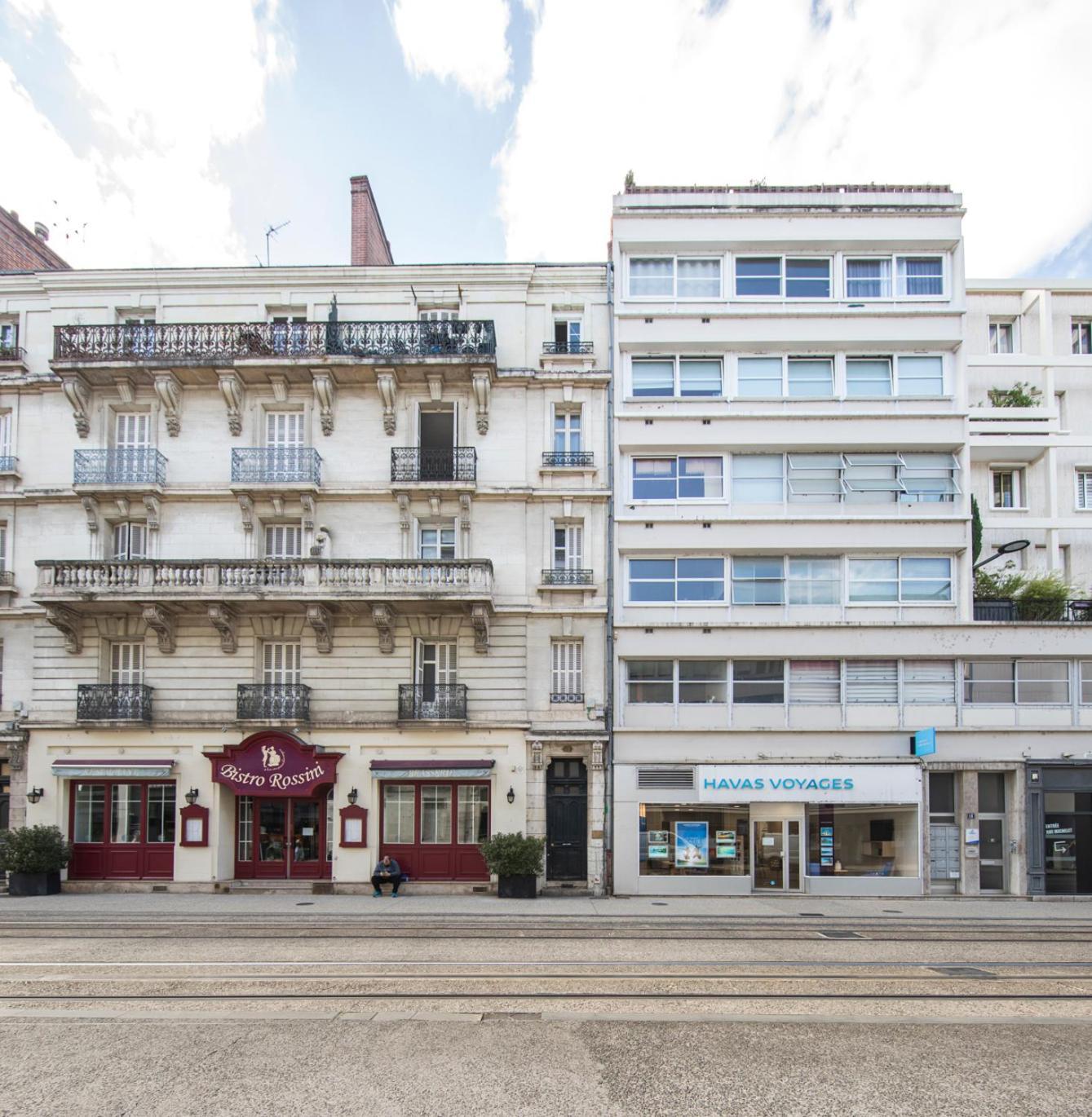 Appartement Avec Balcon A 250 M De La Gare, Hyper Centre Тур Екстериор снимка